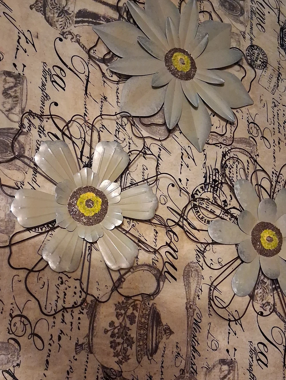 Cream Metal Flower Wall Decor – Decorative Floral Wall Art